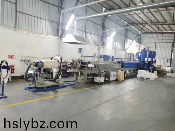 廠(chǎng)房設(shè)(she)備